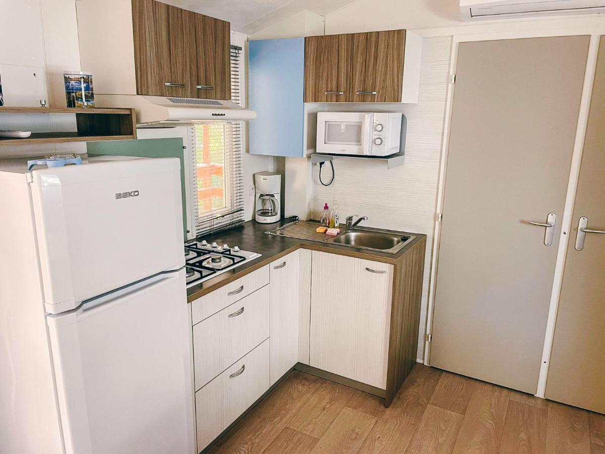 3 Bedroom Chalets Camping Lei Suves - Joycasa Рокбрюн-сюр-Аржан Екстер'єр фото