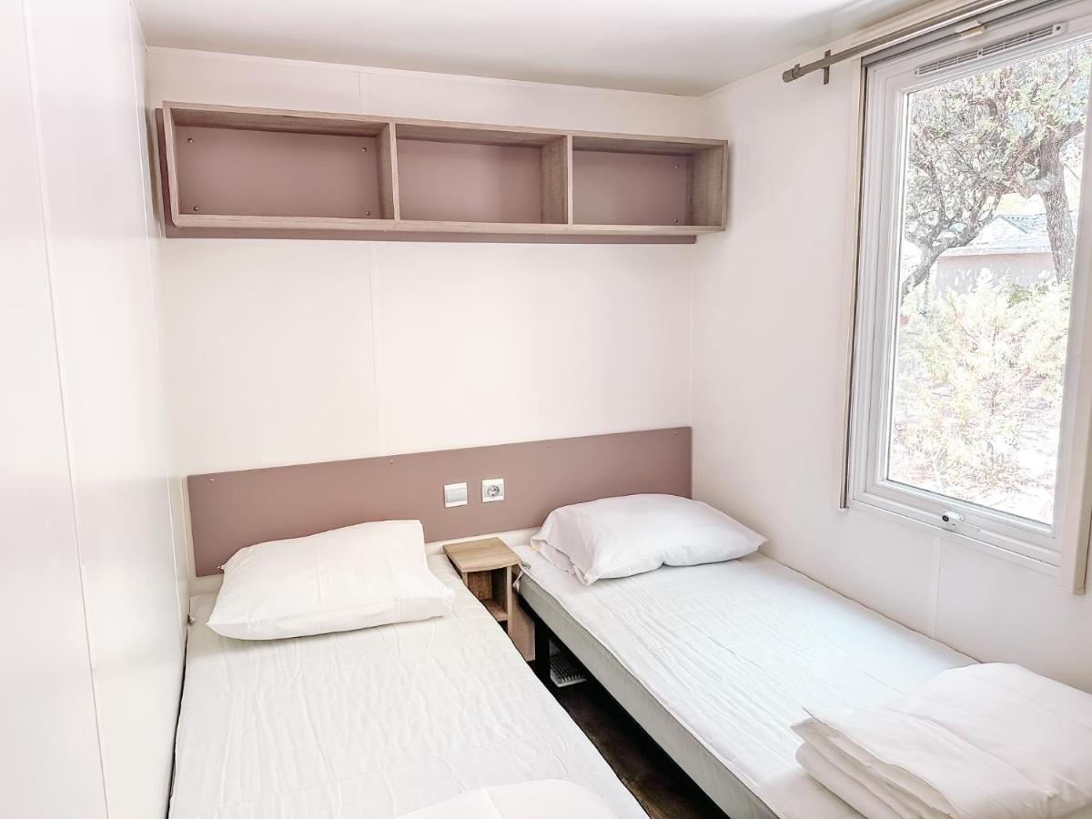 3 Bedroom Chalets Camping Lei Suves - Joycasa Рокбрюн-сюр-Аржан Екстер'єр фото