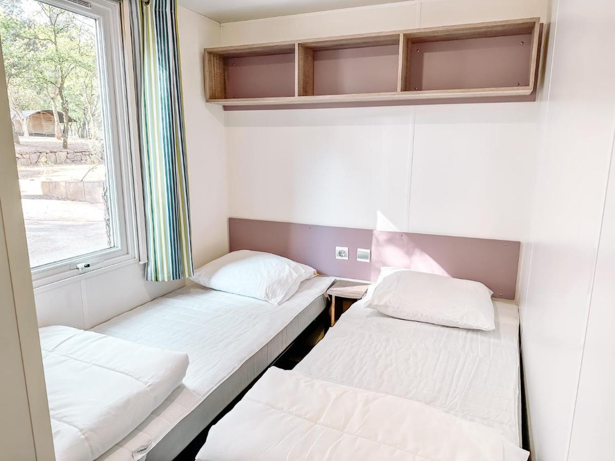 3 Bedroom Chalets Camping Lei Suves - Joycasa Рокбрюн-сюр-Аржан Екстер'єр фото