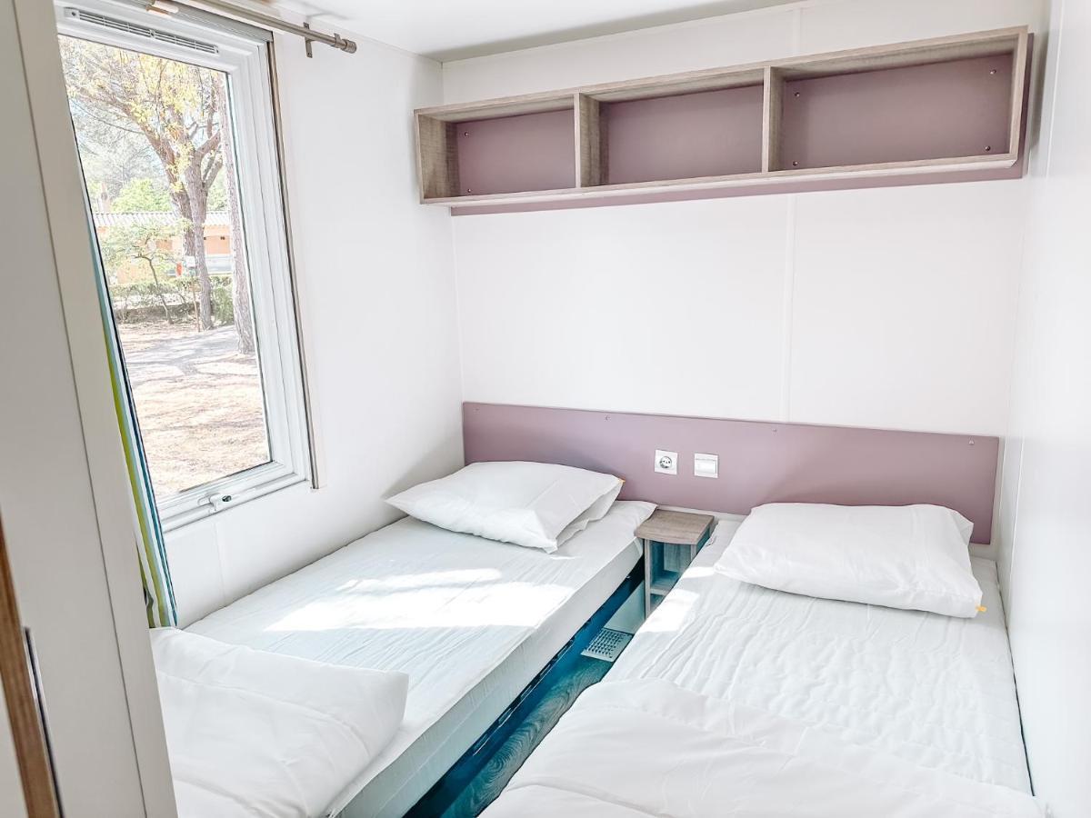 3 Bedroom Chalets Camping Lei Suves - Joycasa Рокбрюн-сюр-Аржан Екстер'єр фото